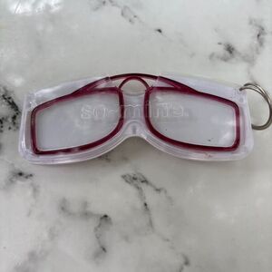 So-Mine Womens On The Go Mobile Reading Glasses +2.50 Red Case Adhesive Key Ring